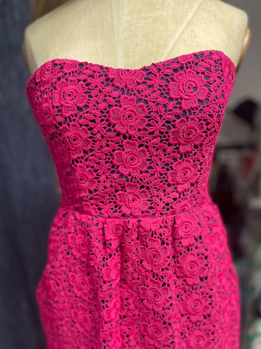 Julie Brown Crochet Dress Strapless SM Pink JB Embroidery Floral Mini Lace Femme - Picture 3 of 16